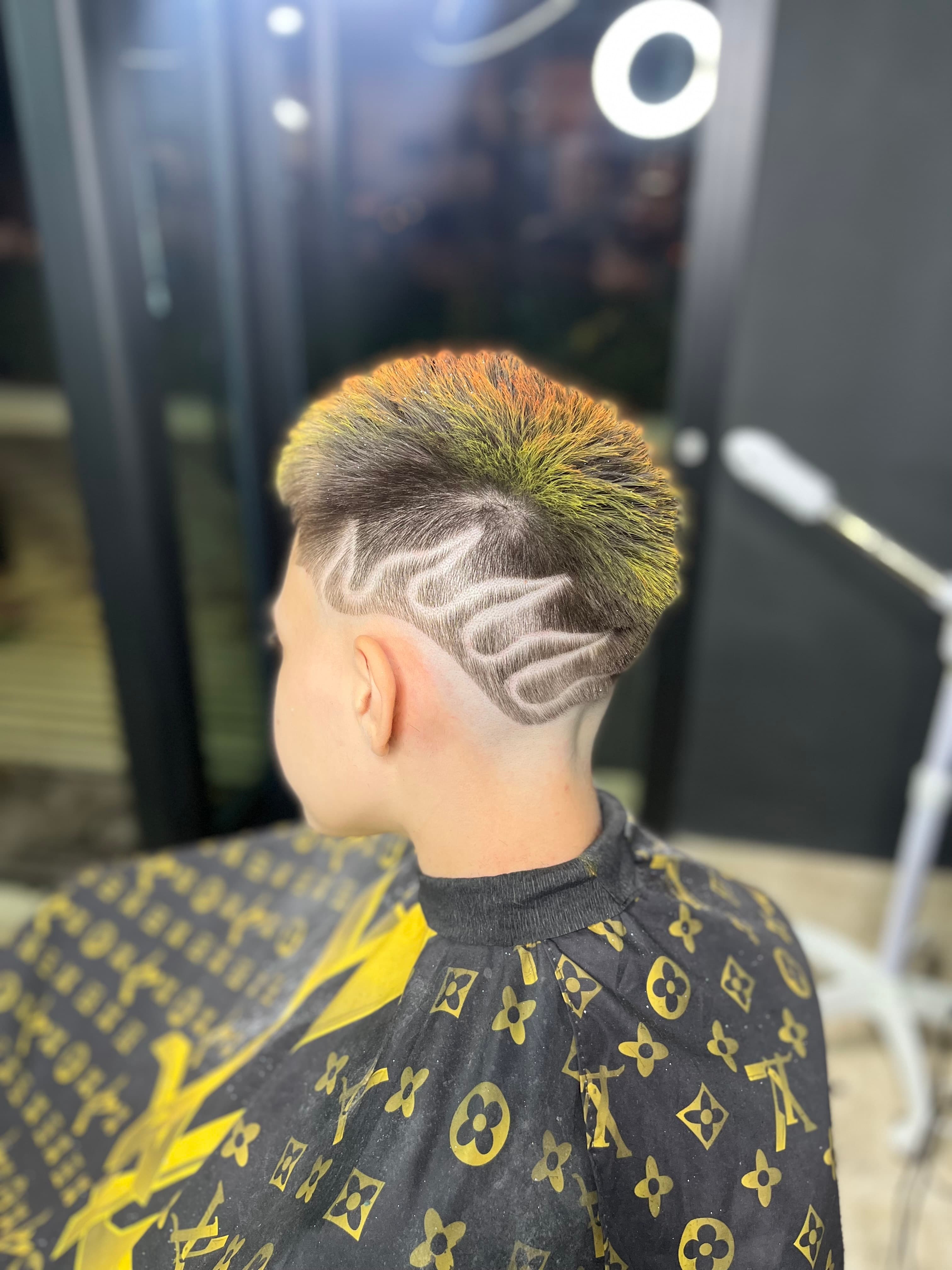 Corte profesional de caballero